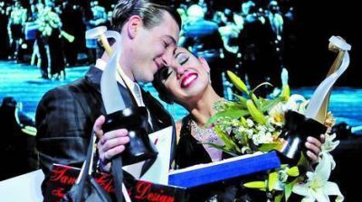 Casi no se anotan y ayer ganaron el Mundial de Tango Escenario