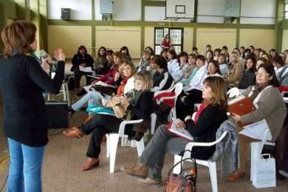 Ponen en marcha un dispositivo de acompa�amiento para el ingreso al secundario