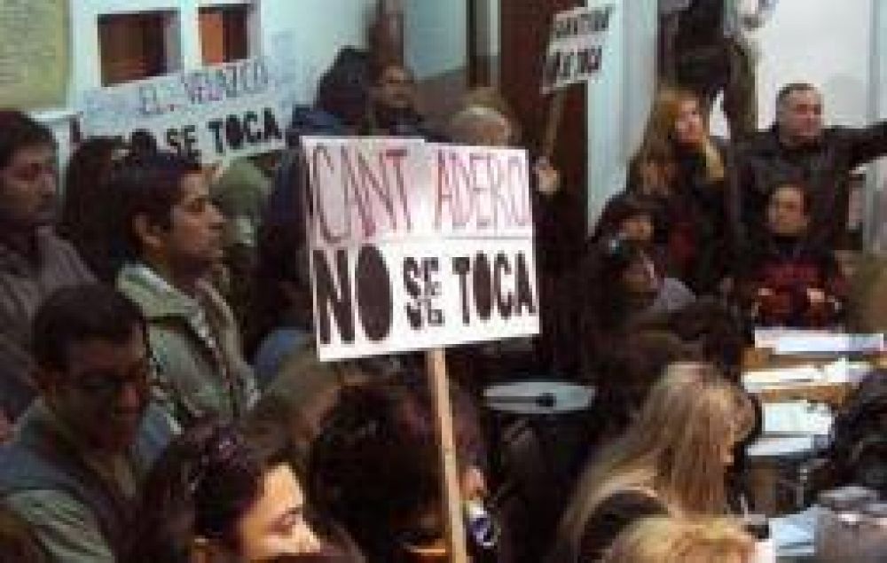 Fuerte reclamo de los ambientalistas al municipio capitalino
