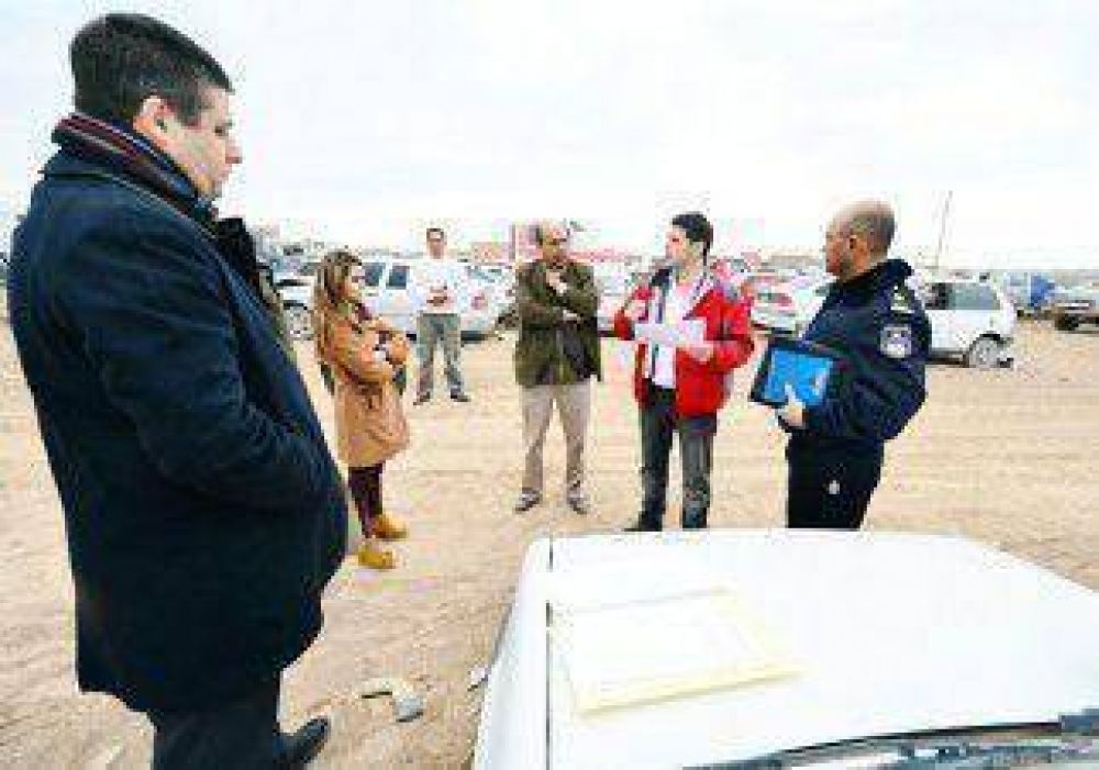La Pol�cia impide compactar autos 