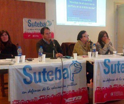 Abordaron situaciones de conflicto en el �mbito escolar