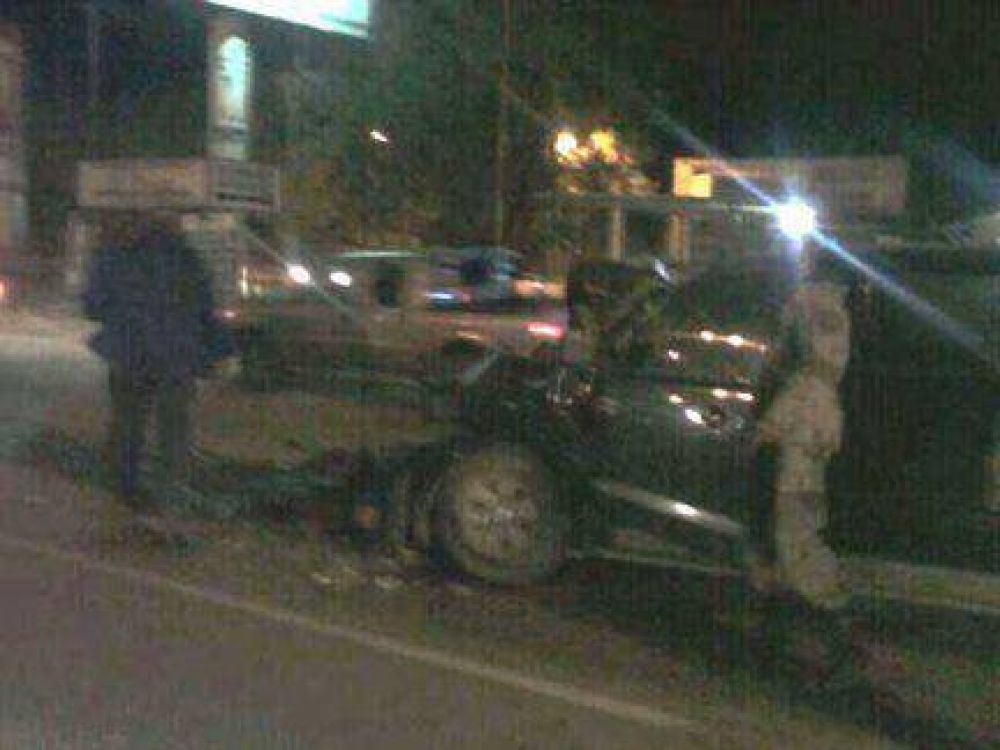 Dos personas fueron hospitalizadas tras violento choque en Concepci�n del Uruguay