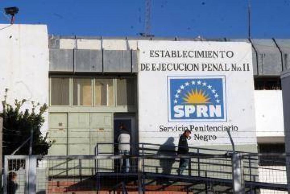 Multan a Weretilneck por no arreglar la c�rcel de Roca