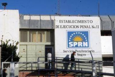 Multan a Weretilneck por no arreglar la c�rcel de Roca
