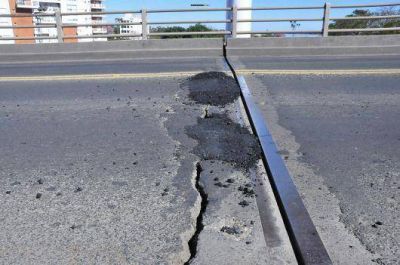 Una siesta complicada en el Puente General Manuel Belgrano
