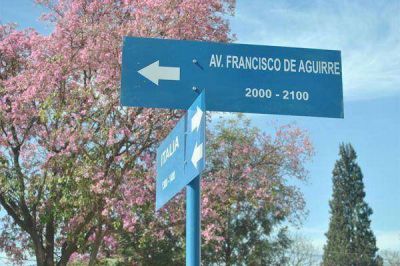 Comenzaron a colocar nuevos nomencladores en la Capital