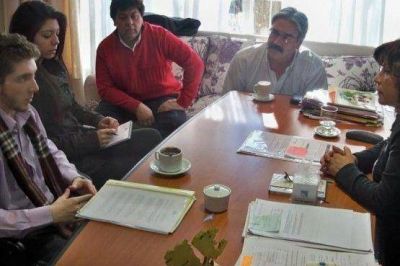 Oliva recibi� al centro de Estudiantes de la Escuela Industrial 4