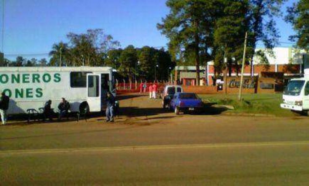 Protesta de Camioneros frente a Coca Cola