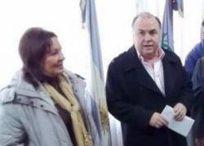 �Bajan en Necochea la lista 2 de Vidal y Ana Asa?