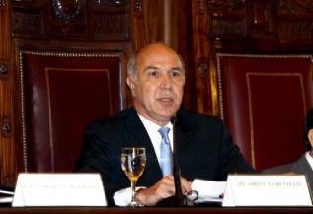 Lorenzetti: "Ma�ana escucharemos a las partes"