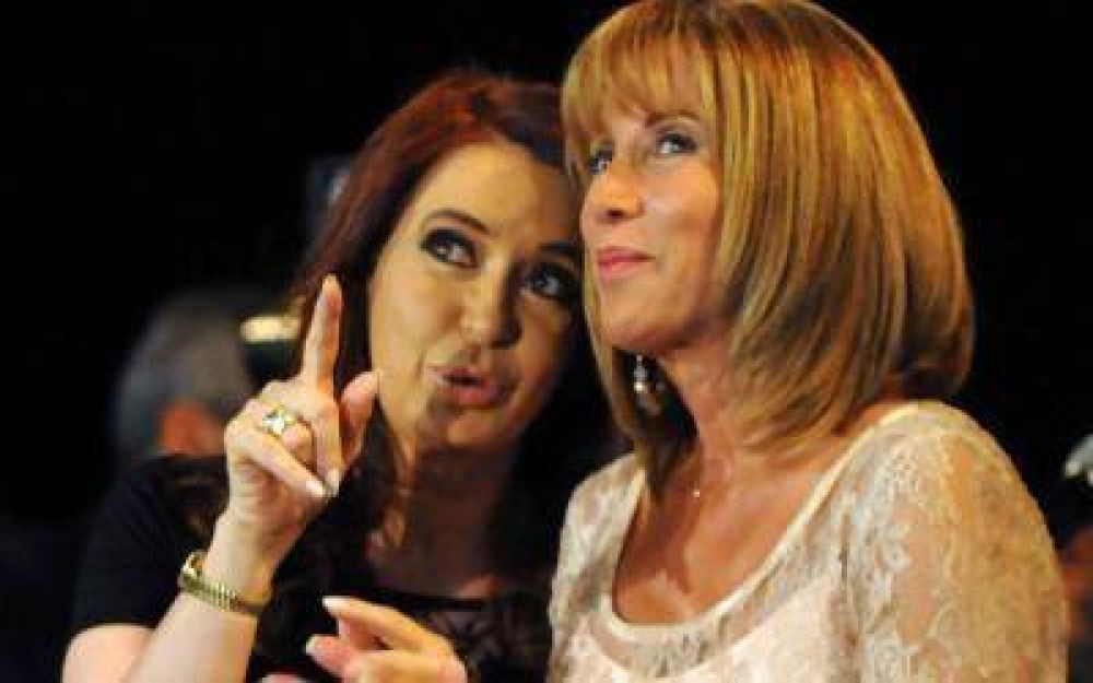 Elecciones 2013: Dulce Granados atac� a la hermana de su marido, el Intendente de Ezeiza, por su pase al massismo