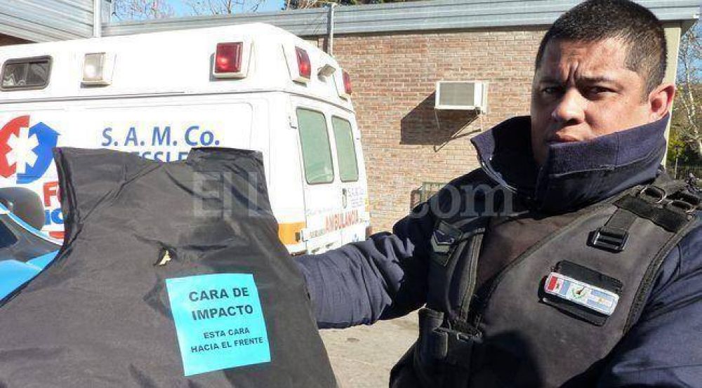 Polic�a baleado en la Circunvalaci�n