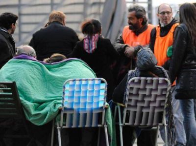 M�s de 30 psic�logos asisten a damnificados del estallido