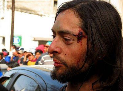 Graves incidentes en oficinas de Rentas de Jujuy: detuvieron a un centenar de manifestantes y hubo treinta heridos