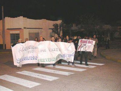 Se realiz� una nueva marcha a 9 meses del doble crimen 