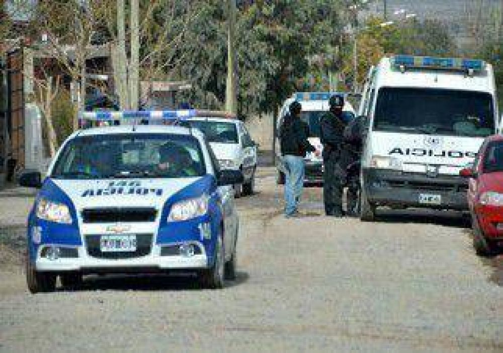 Apareci� la pistola usada en un violento tiroteo 