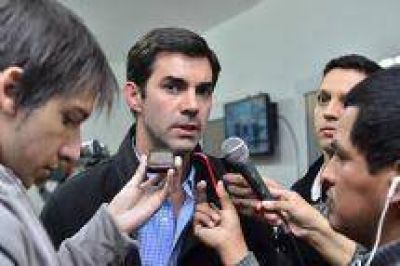Juan Manuel Urtubey: "No hay posibilidad de prohibir candidaturas porque estamos en democracia"