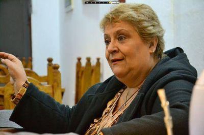 Ofelia Leiva, medio siglo de amor al chamam�