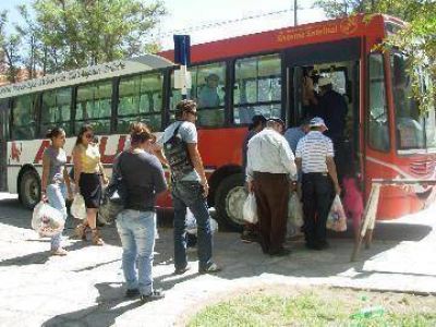 Chos Malal: peligra el servicio de transporte