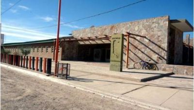 Un alumno apunt� a otros con un arma de fuego en el patio escolar