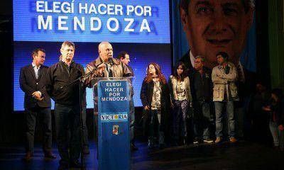Tras una cumbre, el PJ anunci� que la nueva campa�a electoral ser� "ordenada y propositiva"