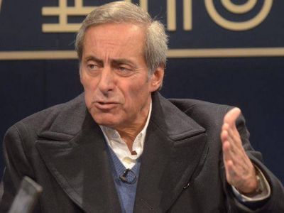 V�ctor Fayad confirm� que tiene c�ncer y empezar� con quimioterapia