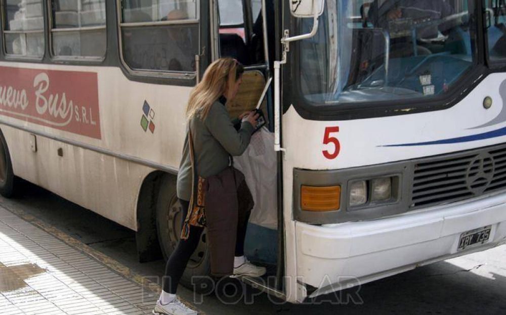 Colectivos: piden aunque sea el aumento del Ejecutivo