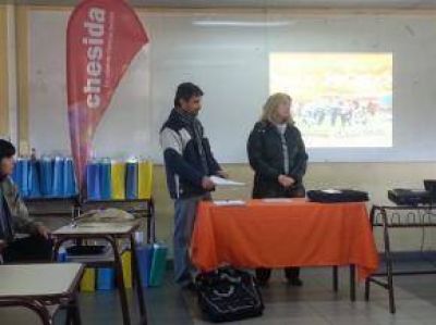 Caminos firma convenio de capacitaci�n con la Facultad de Ciencias Sociales de Olavarria
