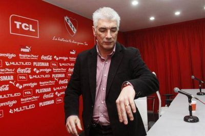 Omar De Felippe, ex combatiente de Malvinas, disc�pulo de Falcioni y amante del buen juego