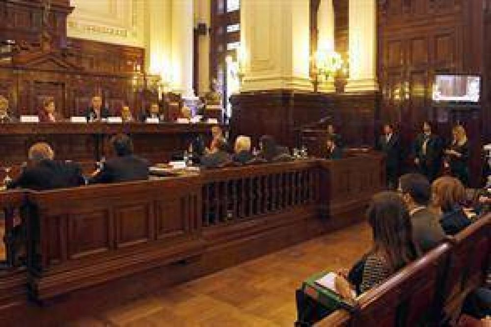 Todas la preguntas de la Corte Suprema al Grupo Clar�n y al Gobierno