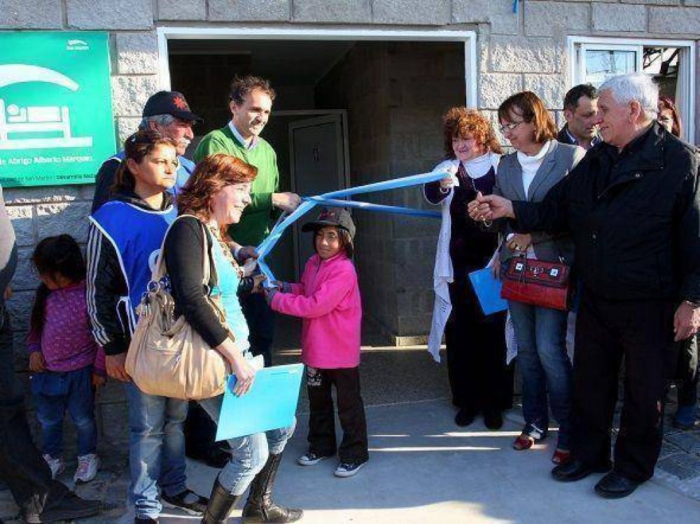 Katopodis abri� la Casa de Abrigo �Alberto M�rquez� en Villa Maip�