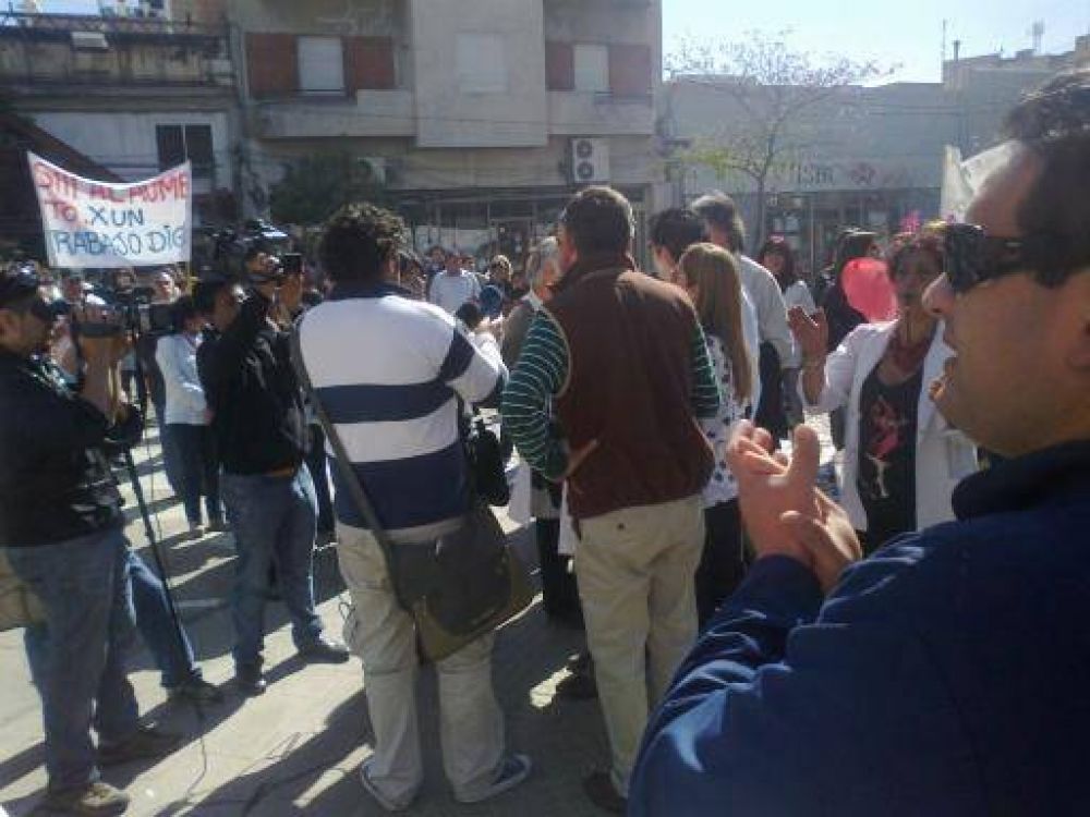 Desde el lunes paro por tiempo indeterminado en Salud