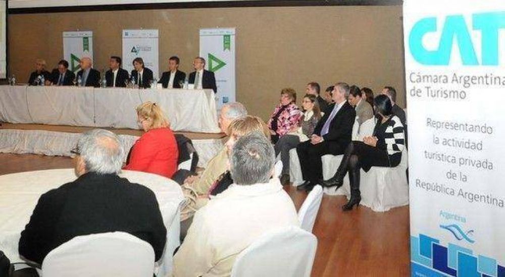 Naci�n aportar� fondos para promover turismo en El Impenetrable