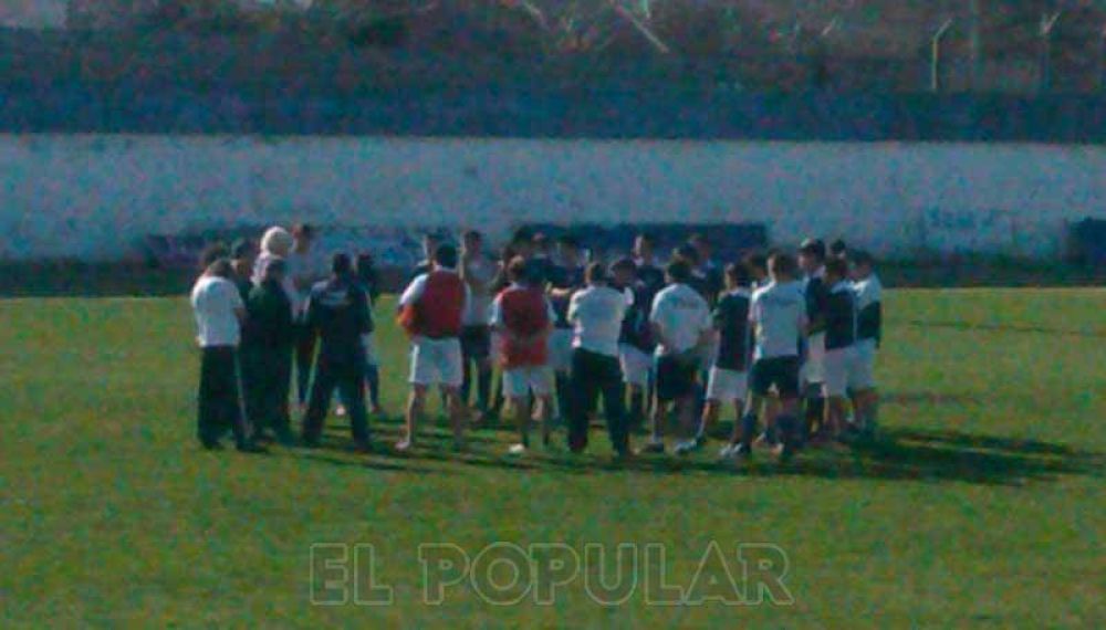 Reuni�n, mea culpa y a pensar en Alvarado