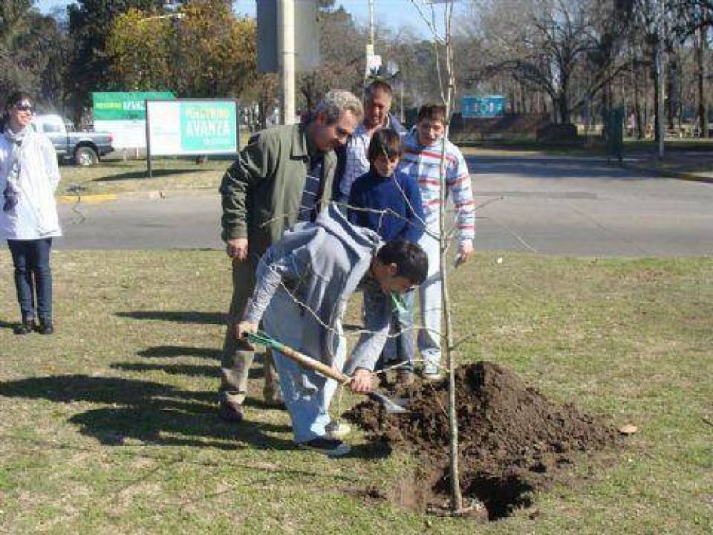 Culminaron los actos por la �Semana del �rbol�