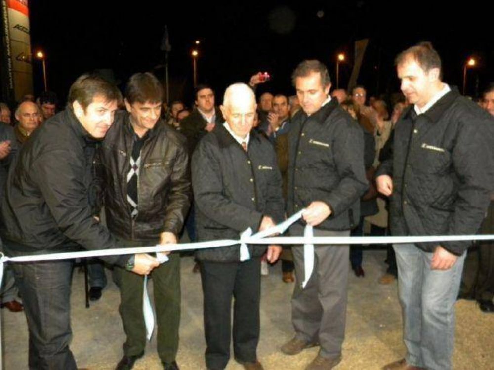 Martini Maquinarias conf�a, trabaja, invierte y progresa en Roque P�rez