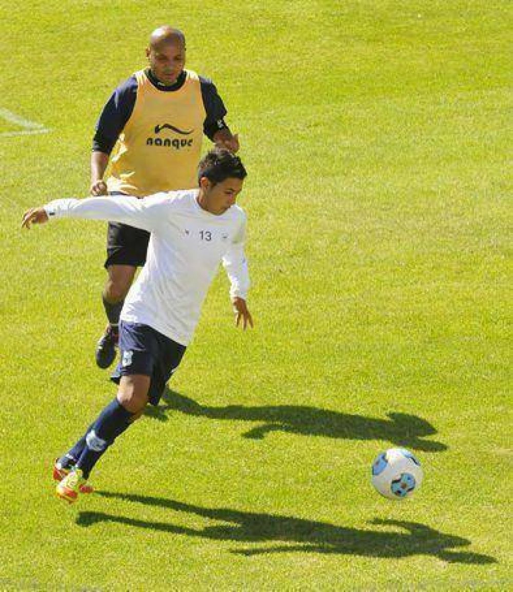 G�mez mete mano en el once