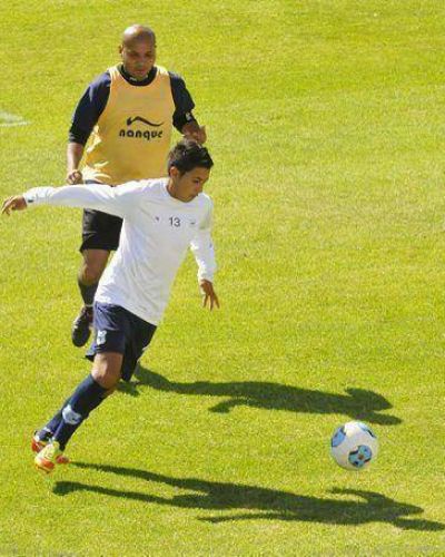 G�mez mete mano en el once