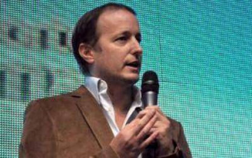 Elecciones 2013: Insaurralde retom� la idea de De Narv�ez y busca un debate con todos los candidatos en la Provincia