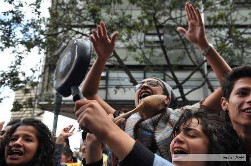 Disturbios en marchas de apoyo al paro agrario en Bogot�