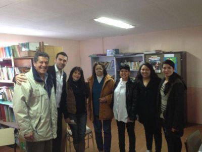 Garramu�o visit� la escuela de San Sebasti�n y el puesto fronterizo