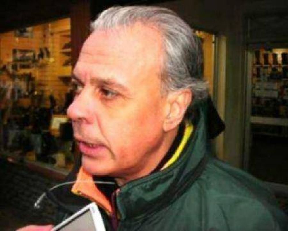 Portel: "R�os no crey� en el pueblo"