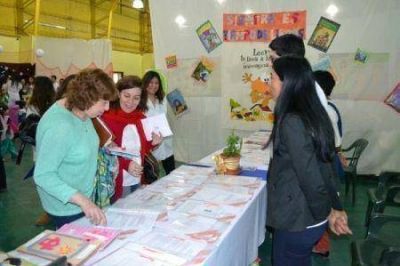 Molina: �Las bibliotecas les permite indagar a los ni�os un mundo que todav�a no conocen�