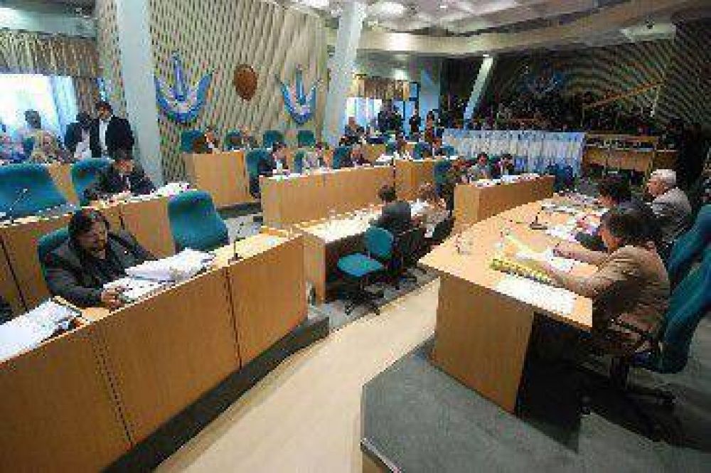 Aprueban pago para las comisar�as