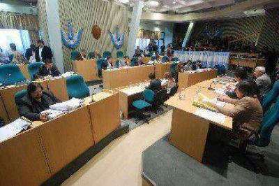 Aprueban pago para las comisar�as