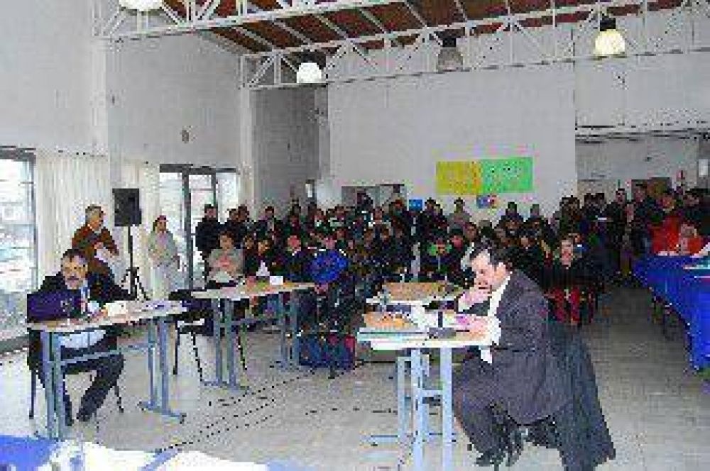 Amplio debate y rechazo a proyecto de Trata presentado por Aybar