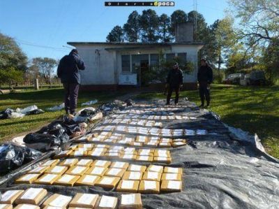 Persecuci�n a narcos: la Polic�a secuestr� carga de marihuana