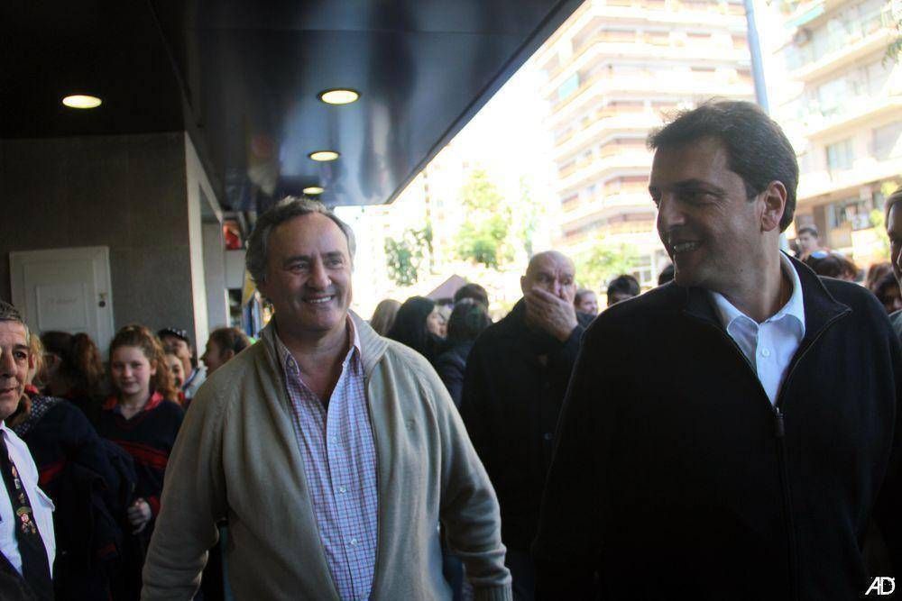 Joaqu�n de la Torre recibe a Sergio Massa en San Miguel
