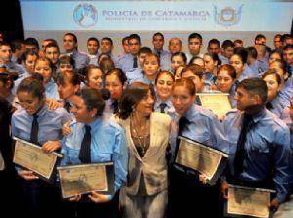 Entregar�n botones antip�nico a choferes y sumar�n 300 nuevos agentes de calle