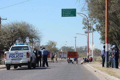 Obreros de la construcci�n protestaron en la costanera